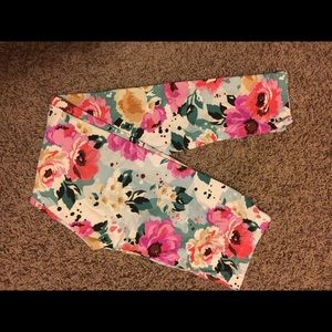 Agnes and Dora leggings